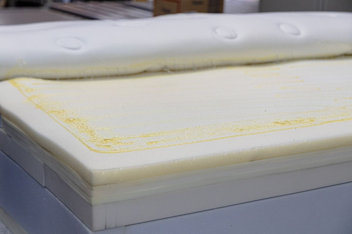 Camadas de espuma prontas para a laminação